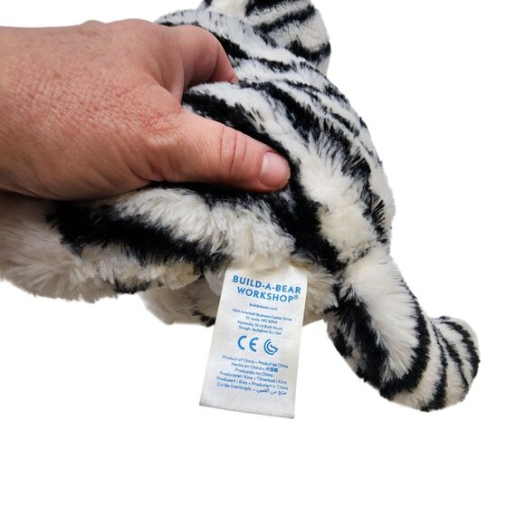 Build-A-Bear Workshop white tiger plush stuffed animal - Picture 3 of 3